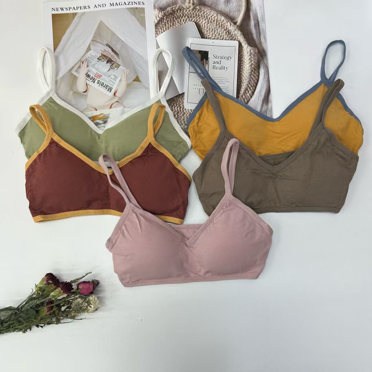 外贸出口吊带背心无钢圈背心性感撞色边性感聚拢舒适情趣内衣吊带
