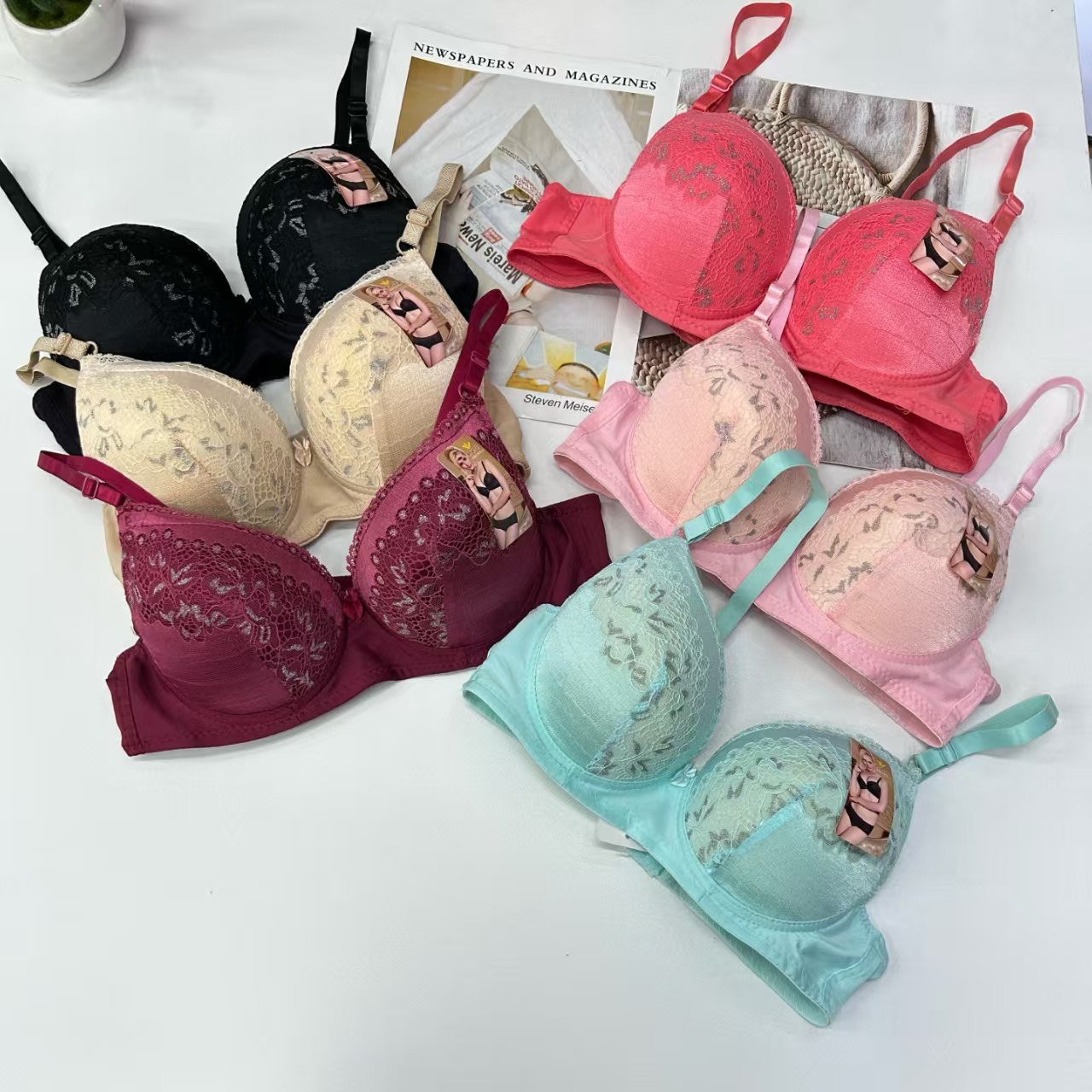 外贸出口有钢圈文胸女士大码文胸蕾丝杯面性感纯色舒适情趣文胸女