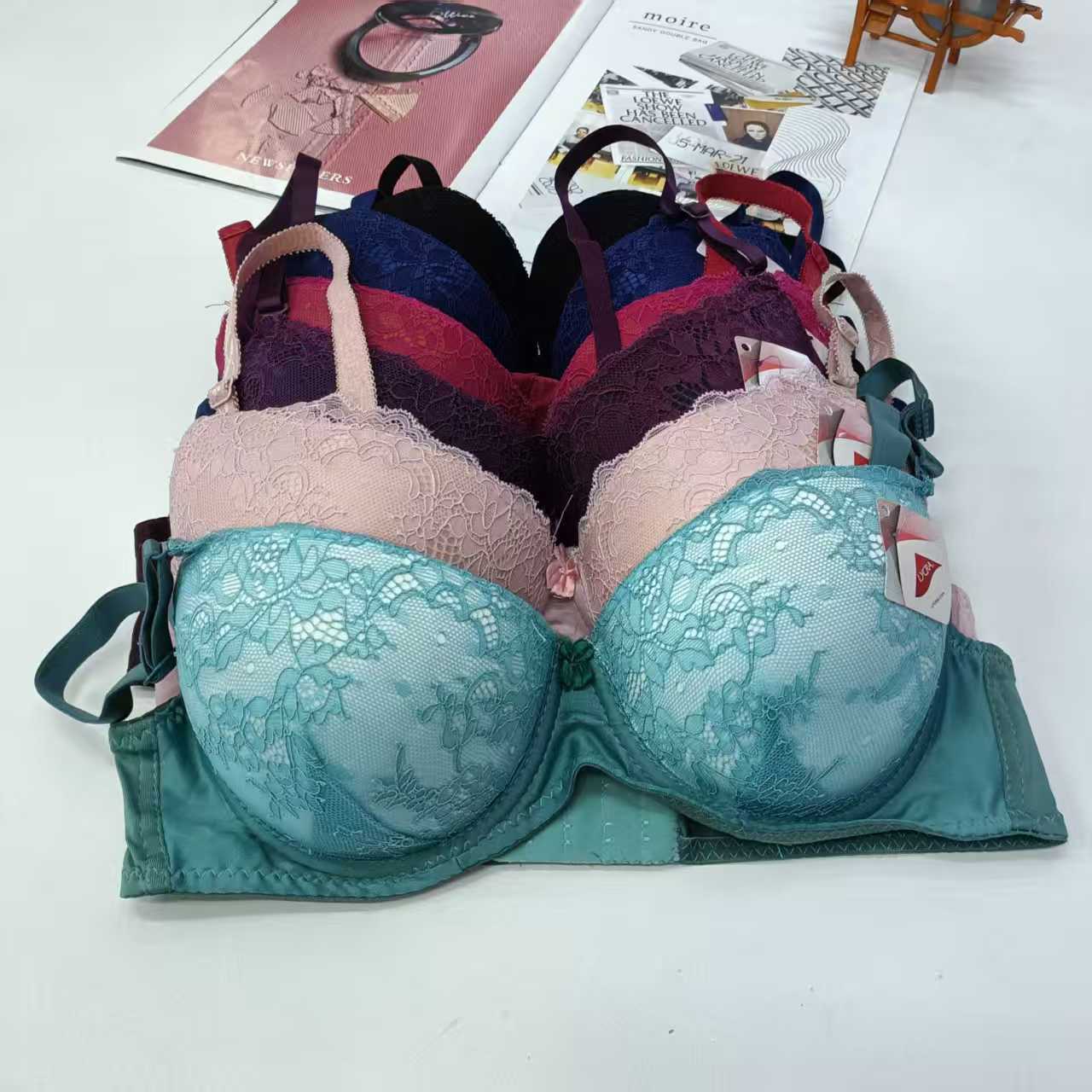 外贸出口中东性感运动文胸非洲大码女士文胸内衣蕾丝杯面提拉聚拢