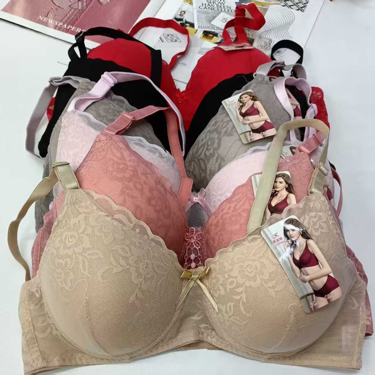 外贸出口中东非洲大码文胸性感蕾丝杯面带钢圈运动文胸女舒适提拉