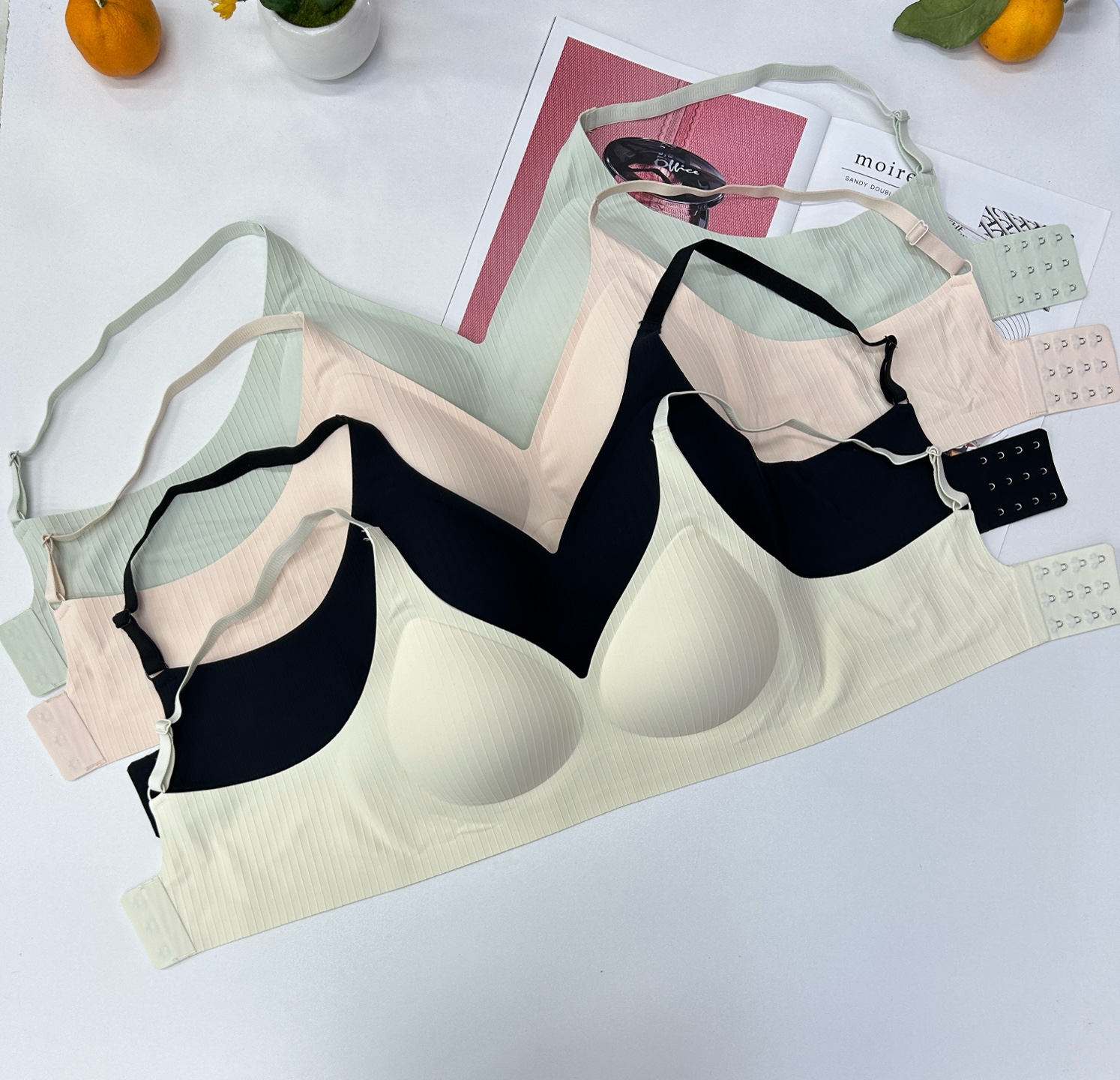 小蛮腰性感无痕内衣小胸提拉聚拢防下垂收副女士乳胸罩支撑文胸