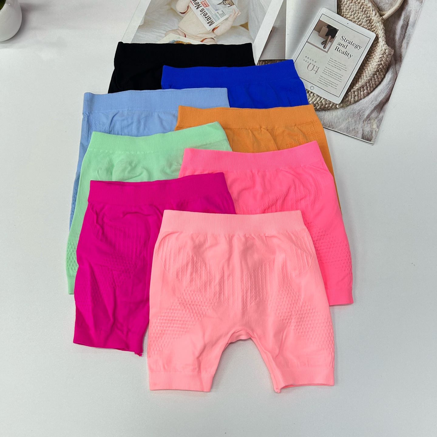 外贸出口中东非洲现货儿童提臀打底裤蜂窝儿童打底裤纯色紧身短裤