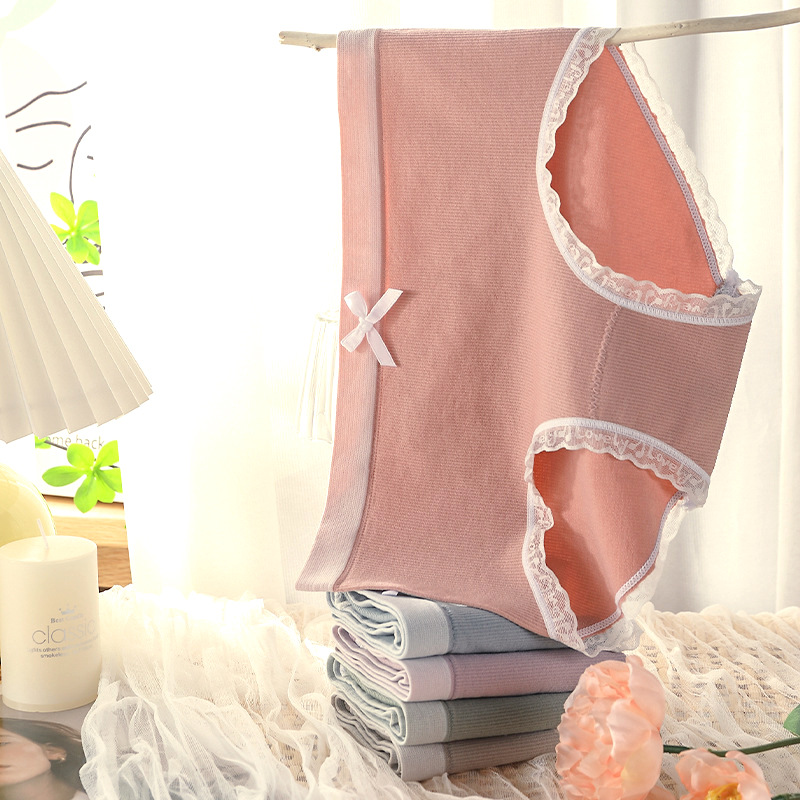 中东无缝新品小清新少女内裤纯棉裆蕾丝边中腰无痕女士透气三角裤