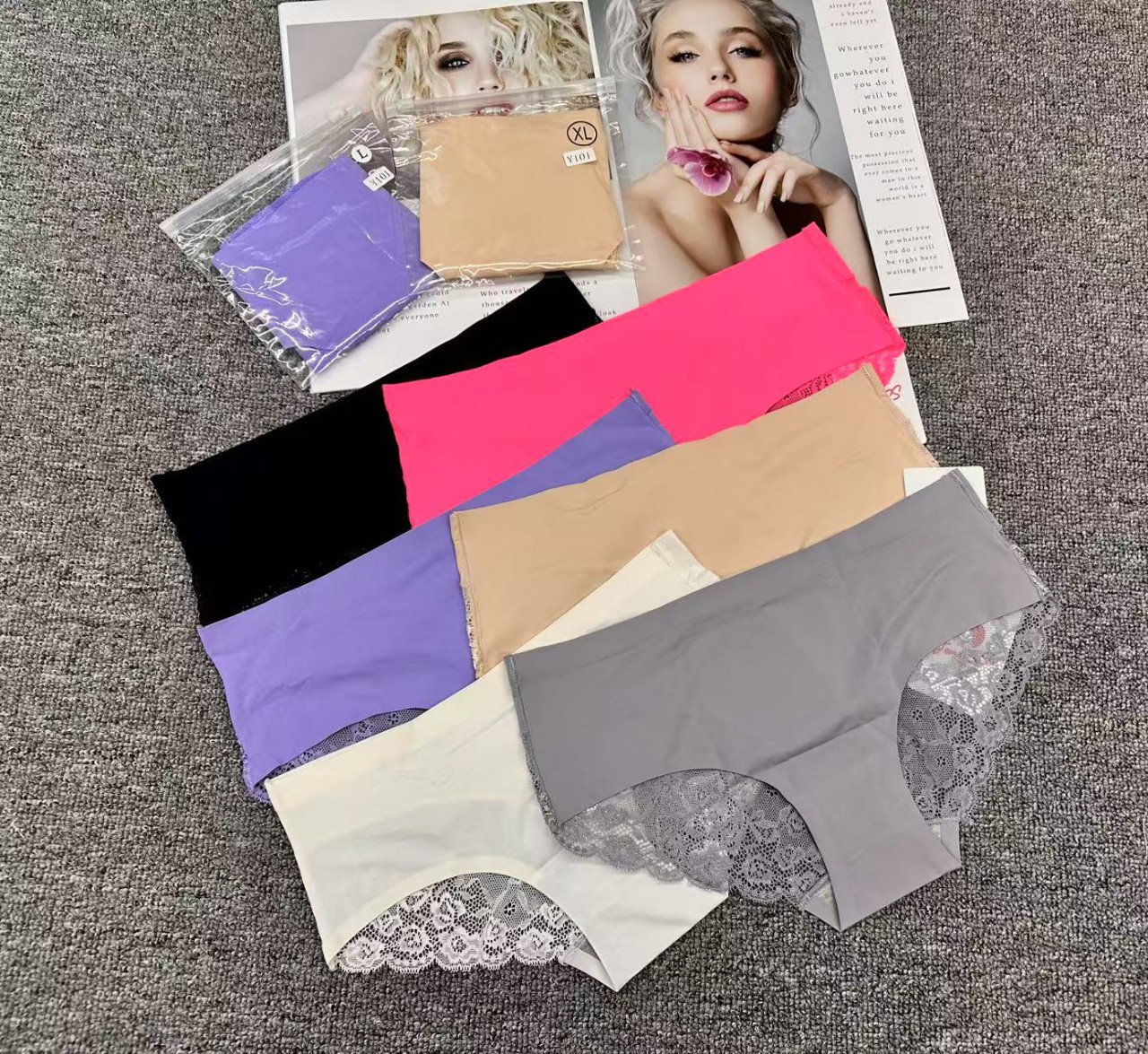 外贸库存无痕内裤女冰丝透气无痕女士内裤中腰三角内裤蕾丝边内裤