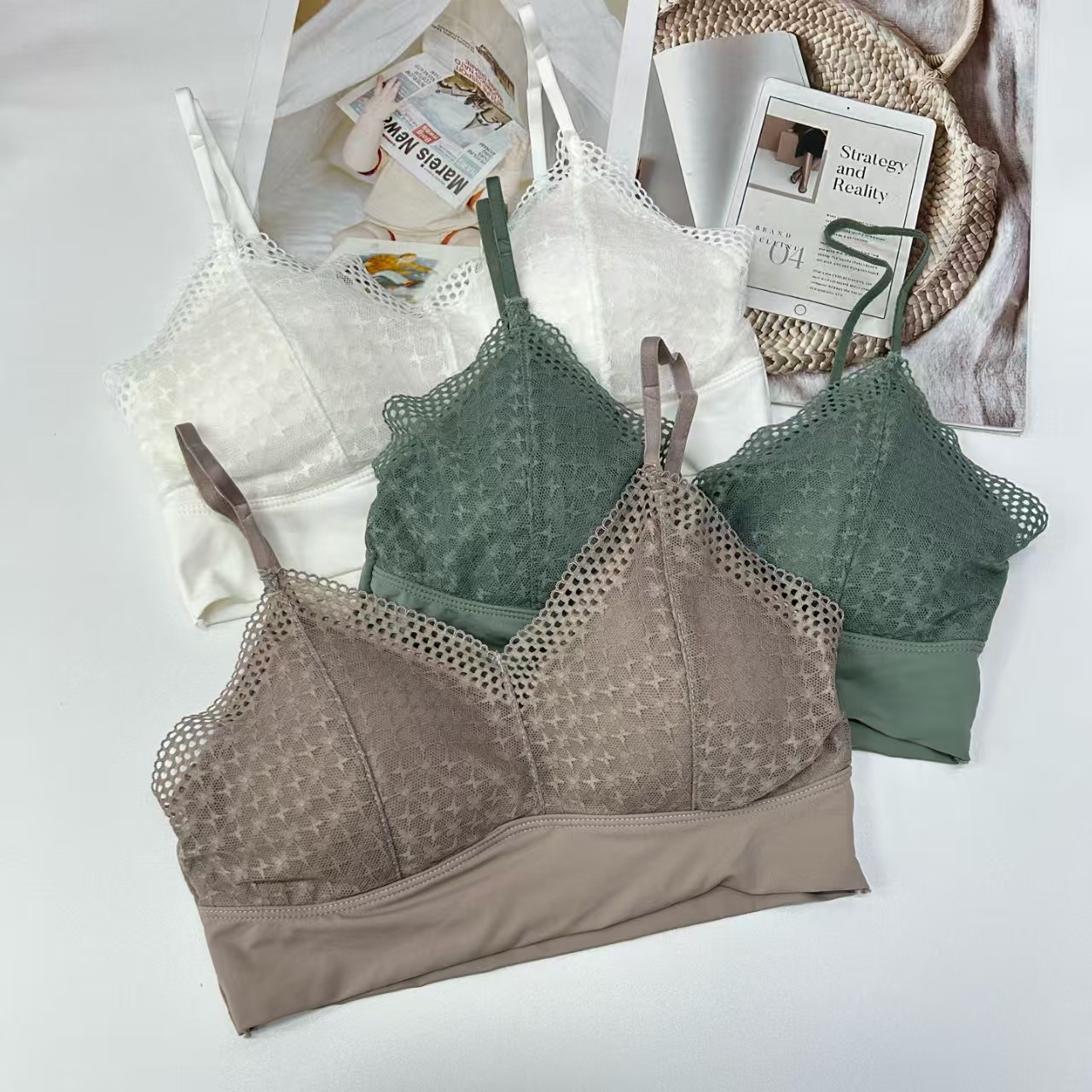 外贸出口中东非洲女士吊带背心可拆卸胸垫蕾丝杯面情趣内衣吊带女