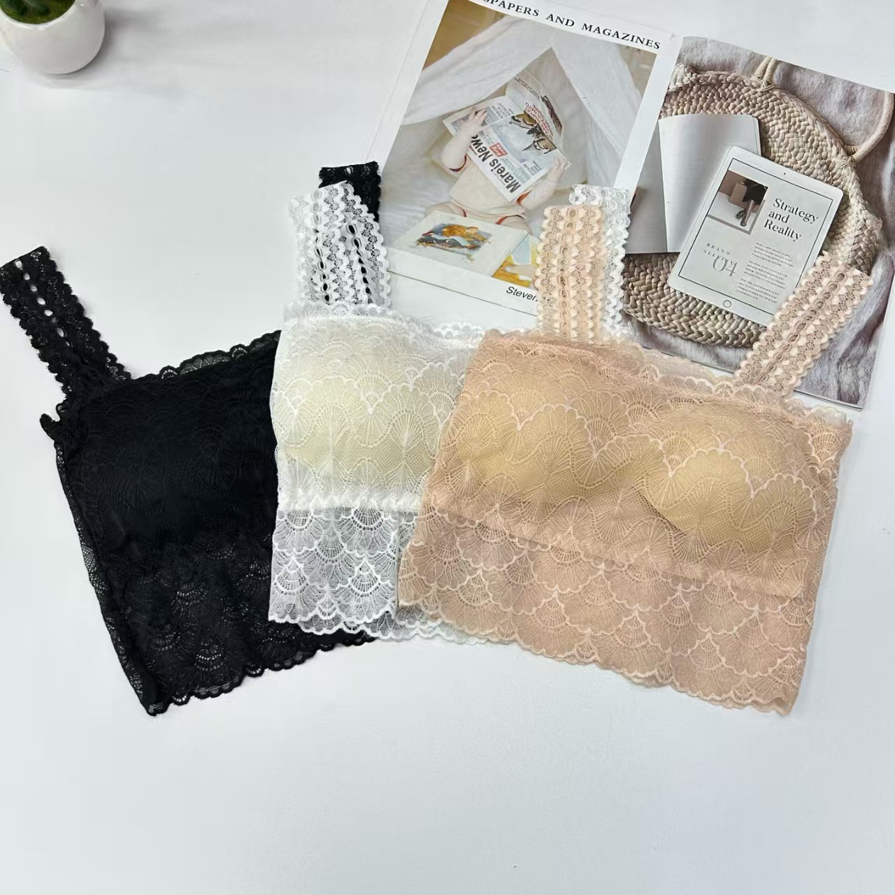 外贸出口中东非洲女士库存吊带宽带蕾丝吊带背心性感情趣吊带内衣