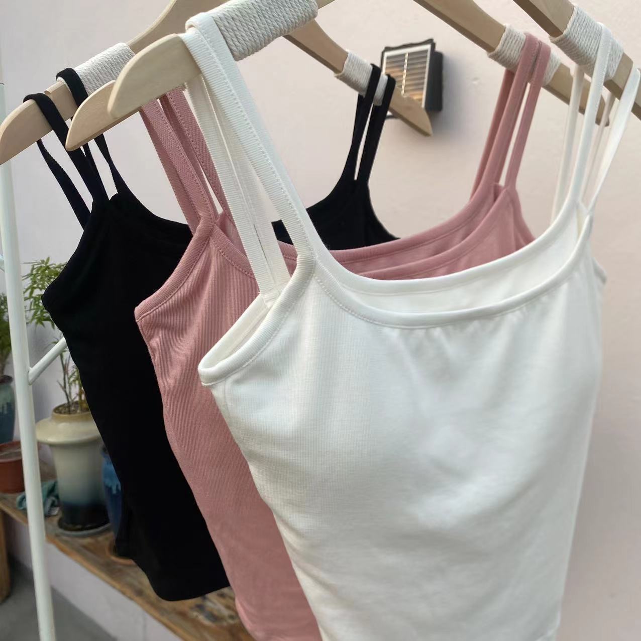 外贸库存出中东双肩带背心女辣妹百搭打底抹胸美背吊带内搭假两件