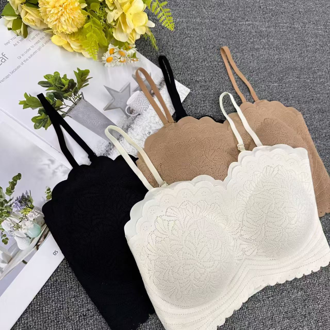 外贸出口固定杯美背抹胸蕾丝防走光无痕抹胸内搭性感裹胸时尚吊带